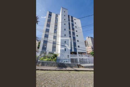 Apartamento para alugar com 75m², 2 quartos e 1 vaga Apartamento para alugar com 75m², 2 quartos e 1 vagaFachada