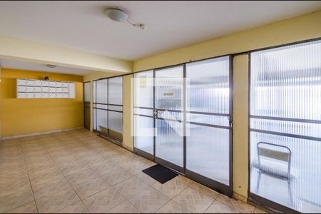Apartamento para alugar com 75m², 2 quartos e 1 vaga Apartamento para alugar com 75m², 2 quartos e 1 vagaHall de Entrada