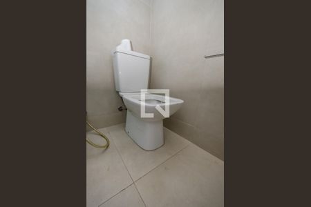 Apartamento para alugar com 75m², 2 quartos e 1 vaga Apartamento para alugar com 75m², 2 quartos e 1 vagaBanheiro Social