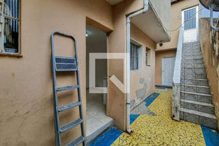 Casa para alugar com 35m², 1 quarto e sem vaga Casa para alugar com 35m², 1 quarto e sem vagaFachada