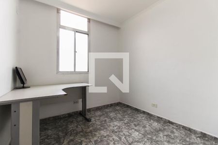 Quarto 2 de apartamento para alugar com 2 quartos, 50m² em Conjunto Residencial José Bonifácio, São Paulo