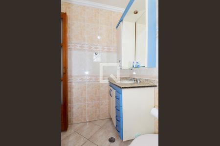 Casa à venda com 592m², 3 quartos e 5 vagasBanheiro da Suíte 1