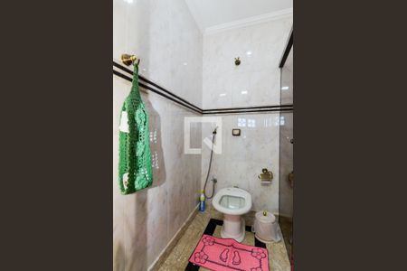 Casa à venda com 592m², 3 quartos e 5 vagasBanheiro da Suíte 3