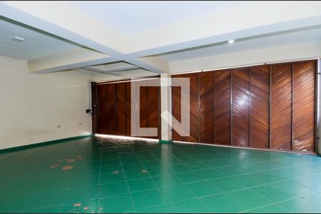 Casa à venda com 592m², 3 quartos e 5 vagasGaragem