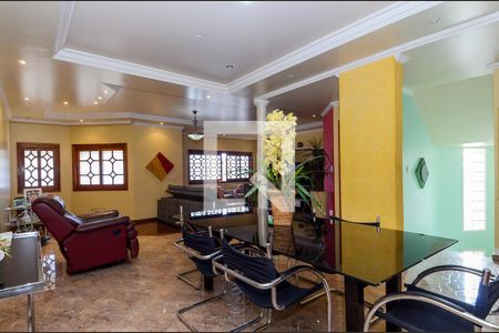 Sala de casa à venda com 3 quartos, 592m² em Vila Rosália, Guarulhos