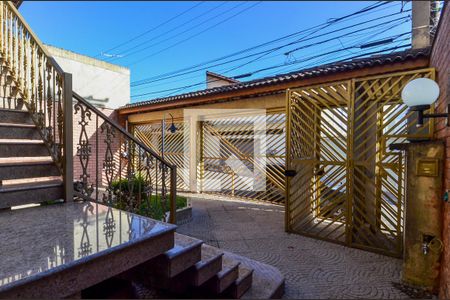 Casa à venda com 592m², 3 quartos e 5 vagasÁrea de Entrada 