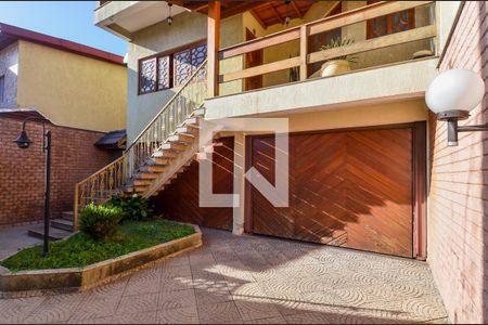 Casa à venda com 592m², 3 quartos e 5 vagasÁrea de Entrada 