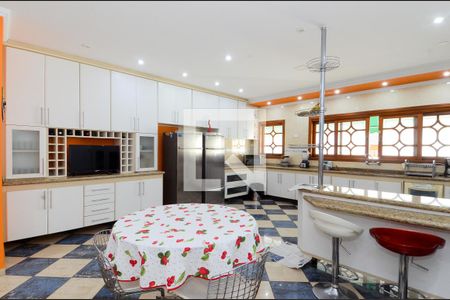 Casa à venda com 592m², 3 quartos e 5 vagasCozinha