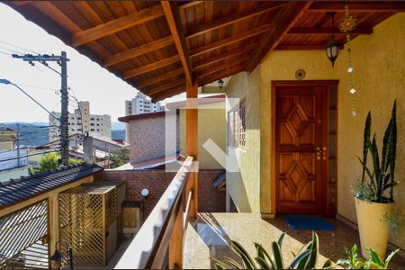 Casa à venda com 592m², 3 quartos e 5 vagasVaranda da Sala