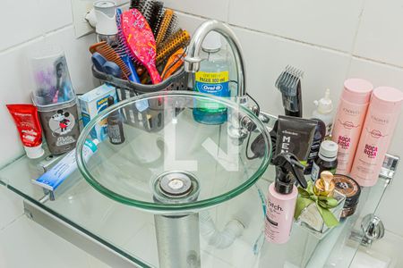 Apartamento à venda com 70m², 3 quartos e 1 vaga Apartamento à venda com 70m², 3 quartos e 1 vagaBanheiro suite