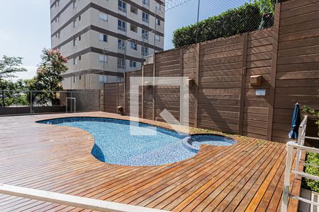 Apartamento à venda com 70m², 3 quartos e 1 vaga Apartamento à venda com 70m², 3 quartos e 1 vagaÁrea comum - Piscina