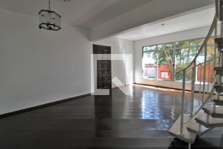 Sala de casa à venda com 3 quartos, 150m² em Chácara Santo Antônio (zona Sul), São Paulo