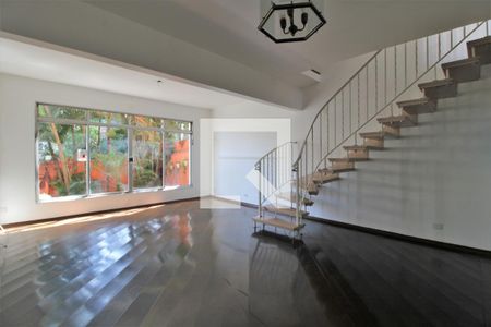 Sala de casa à venda com 3 quartos, 150m² em Chácara Santo Antônio (zona Sul), São Paulo