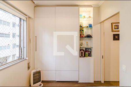 Apartamento à venda com 160m², 3 quartos e 2 vagas Apartamento à venda com 160m², 3 quartos e 2 vagasQuarto 2