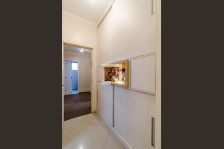 Apartamento à venda com 160m², 3 quartos e 2 vagas Apartamento à venda com 160m², 3 quartos e 2 vagasCorredor