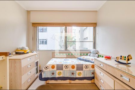 Apartamento à venda com 160m², 3 quartos e 2 vagas Apartamento à venda com 160m², 3 quartos e 2 vagasQuarto 1