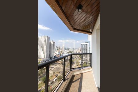 Sacada Lateral de apartamento à venda com 4 quartos, 274m² em Vila Lanzara, Guarulhos