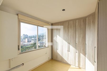 Quarto  de apartamento para alugar com 1 quarto, 54m² em Glória, Porto Alegre