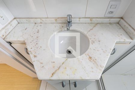 Banheiro de apartamento para alugar com 1 quarto, 54m² em Glória, Porto Alegre