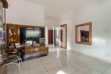 Casa à venda com 5 quartos, 363m² em Boa Vista, Belo Horizonte