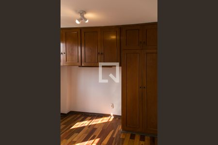 Quarto 1 de apartamento para alugar com 2 quartos, 54m² em Jardim Andaraí, São Paulo