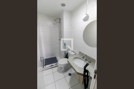 Apartamento à venda com 87m², 2 quartos e 2 vagasBanheiro Corredor