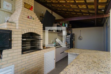 Apartamento à venda com 150m², 3 quartos e 2 vagas Apartamento à venda com 150m², 3 quartos e 2 vagasVaranda Gourmet