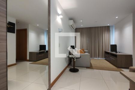 Sala de apartamento à venda com 1 quarto, 37m² em Jacarepaguá, Rio de Janeiro