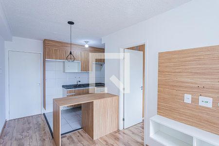 Sala e cozinha de apartamento para alugar com 1 quarto, 27m² em Sítio Morro Grande, São Paulo