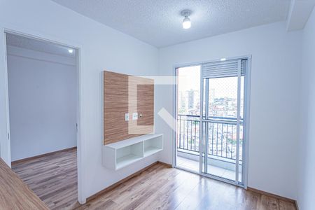Sala e cozinha de apartamento para alugar com 1 quarto, 27m² em Sítio Morro Grande, São Paulo
