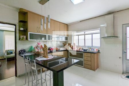 Casa à venda com 206m², 3 quartos e 2 vagasCozinha