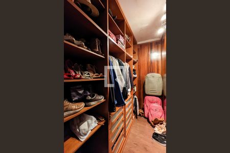 Closet de casa à venda com 3 quartos, 206m² em Paulicéia, São Bernardo do Campo