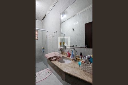 Casa à venda com 206m², 3 quartos e 2 vagasBanheiro