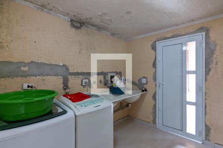 Casa à venda com 206m², 3 quartos e 2 vagasÁrea de serviço