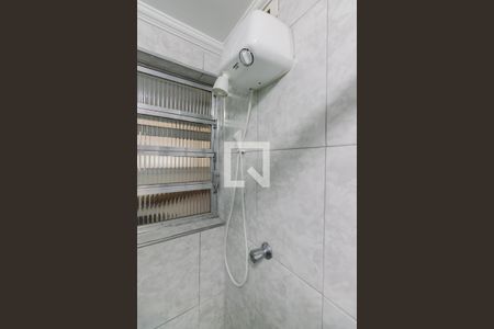 Apartamento à venda com 72m², 2 quartos e sem vagaBanheiro Chuveiro