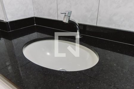 Apartamento à venda com 72m², 2 quartos e sem vagaBanheiro Pia