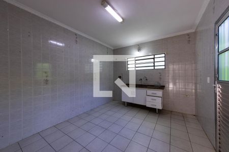 Casa para alugar com 120m², 2 quartos e 1 vaga Casa para alugar com 120m², 2 quartos e 1 vagaCozinha
