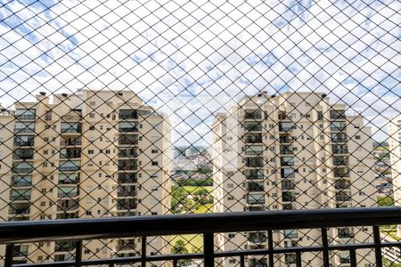 Varanda Sala/Cozinha de apartamento para alugar com 3 quartos, 88m² em Jardim Tupanci, Barueri