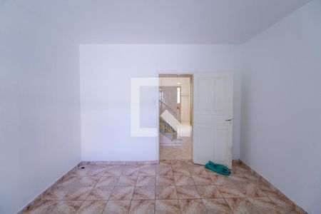 Sala de casa para alugar com 4 quartos, 100m² em Vila California, São Paulo