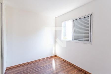 Apartamento à venda com 70m², 2 quartos e 2 vagas Apartamento à venda com 70m², 2 quartos e 2 vagasSuíte