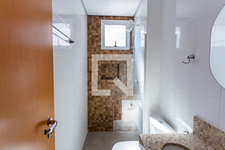 Apartamento à venda com 70m², 2 quartos e 2 vagas Apartamento à venda com 70m², 2 quartos e 2 vagasBanheiro da Suíte