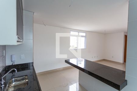 Apartamento à venda com 80m², 3 quartos e 2 vagasCozinha