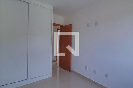 Apartamento à venda com 160m², 4 quartos e 2 vagasQuarto 2