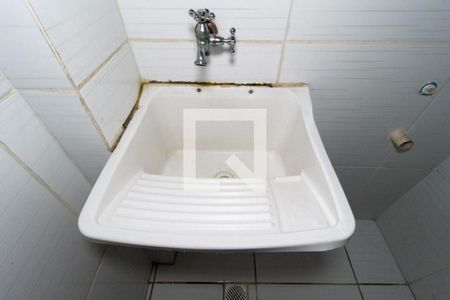 Detalhe da area de serviço de apartamento para alugar com 2 quartos, 79m² em Parque da Fonte, São José dos Pinhais