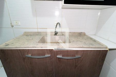 Detalhe cozinha de apartamento para alugar com 2 quartos, 79m² em Parque da Fonte, São José dos Pinhais
