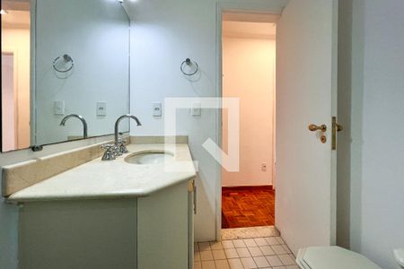 Apartamento à venda com 120m², 3 quartos e 2 vagasBanheiro