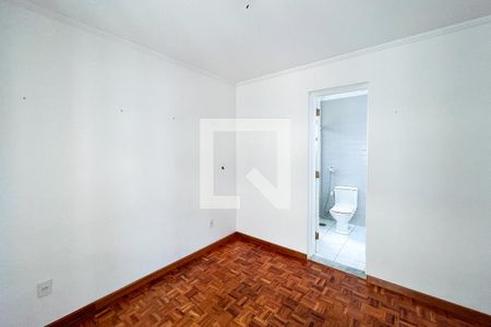 Apartamento à venda com 120m², 3 quartos e 2 vagasSuíte