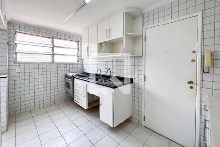 Apartamento à venda com 120m², 3 quartos e 2 vagasCozinha
