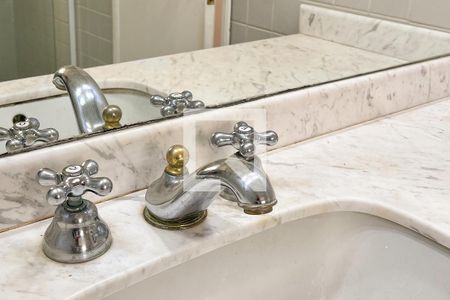 Apartamento à venda com 120m², 3 quartos e 2 vagasBanheiro da Suíte