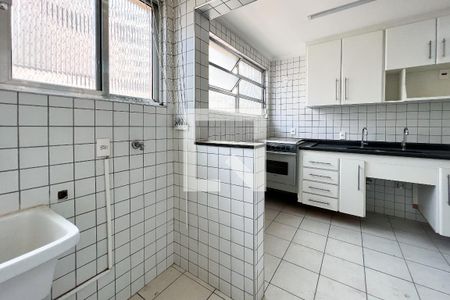 Apartamento à venda com 120m², 3 quartos e 2 vagasÁrea de Serviço
